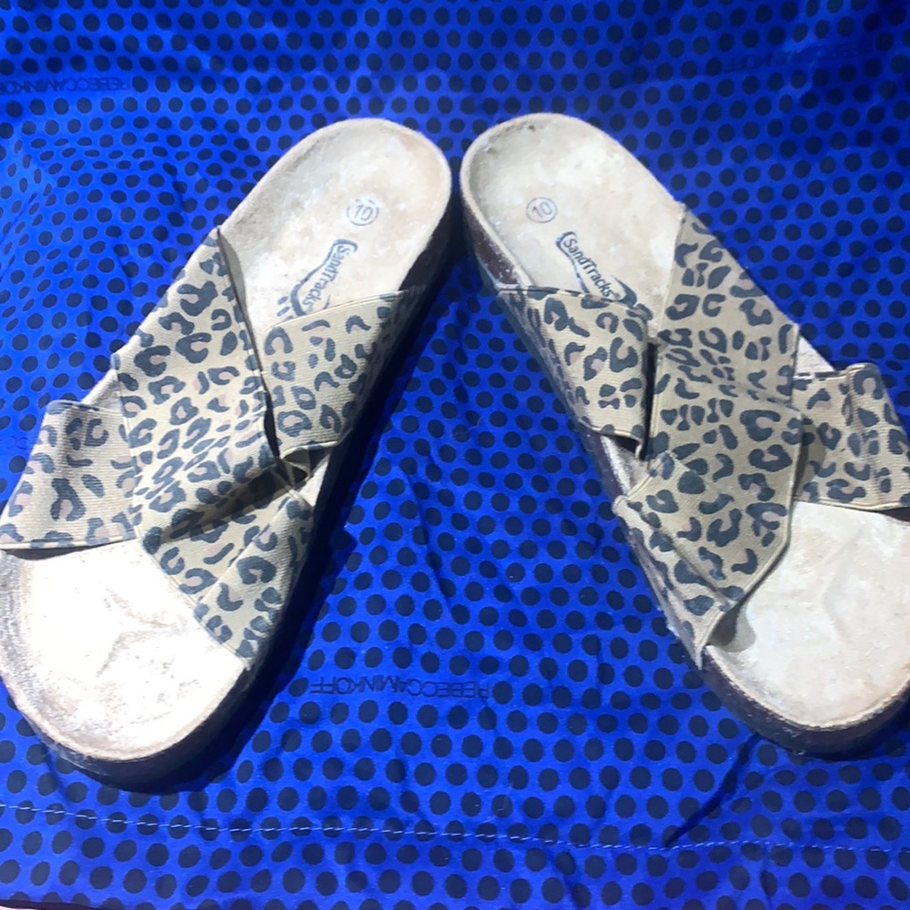 Sand tracks women’s Sandal